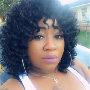 Meet your Posher, Felicia